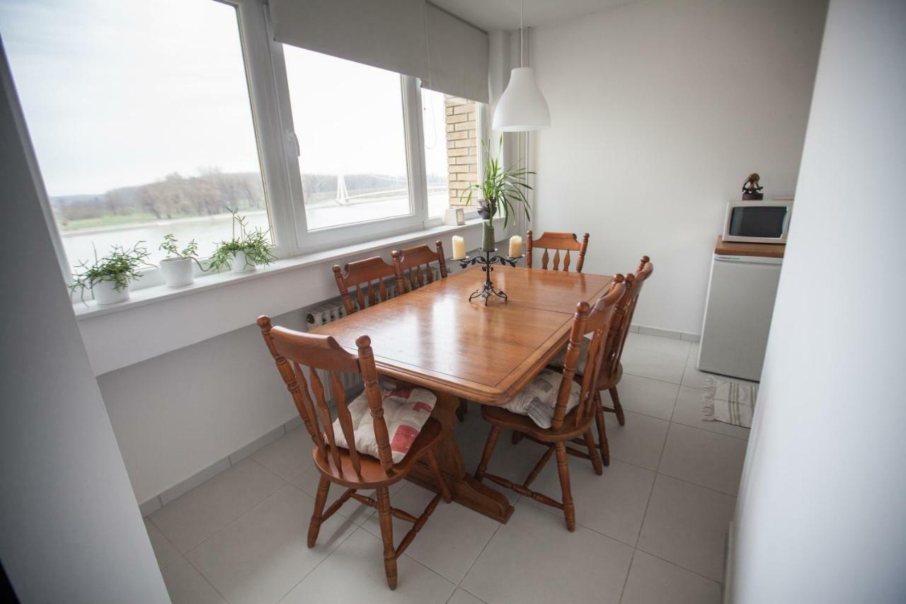 Riverview Apartment Osijek Exterior foto